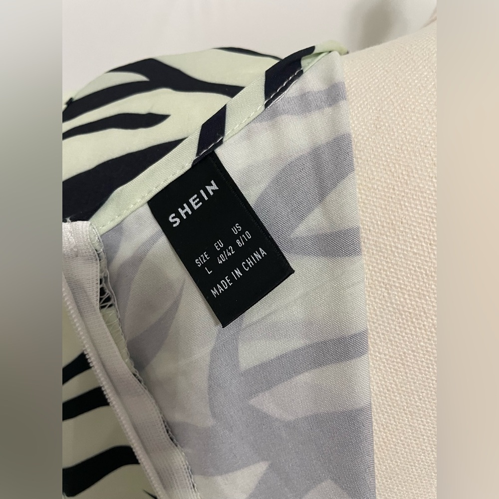 SHEIN Black and White Asymmetrical Bodycon Dress - Picture 10 of 10